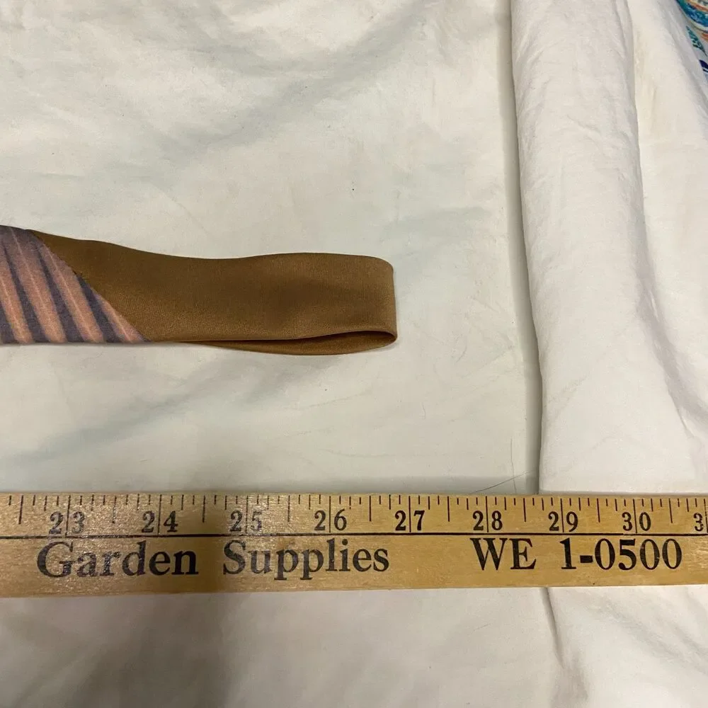 #7366 RALPH MARLIN BROWN STRIPED VINTAGE POLYESTER NECKTIE TIE 2.5X55 IN